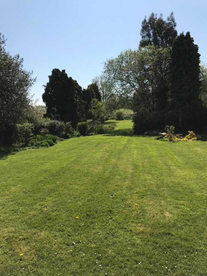Nuneaton - Cottage - Sleeps 2 - Parking - Garden Exterior foto